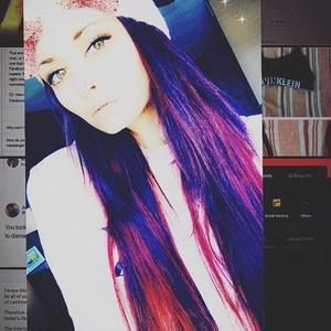 Meet your Posher, Tonishia